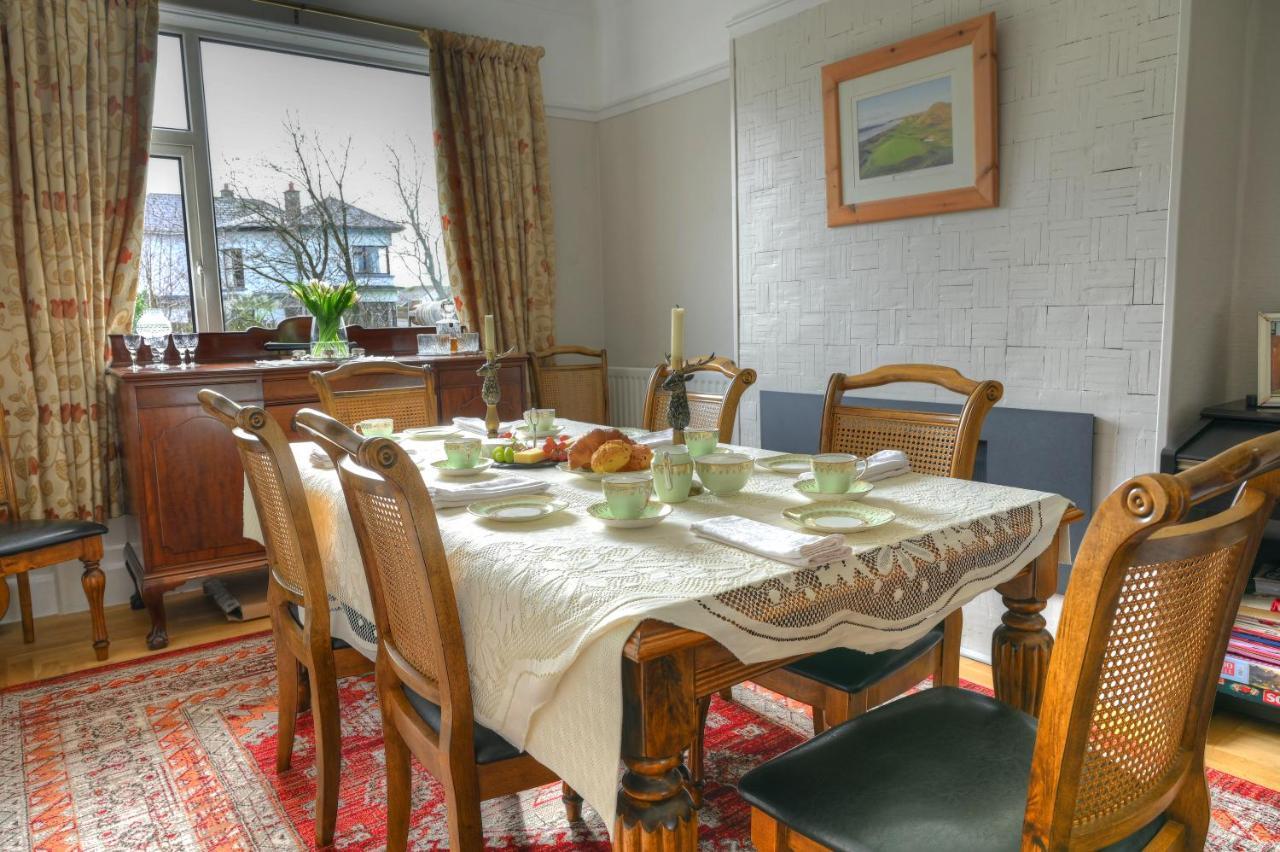 Larkhill House Hotel Портръш Екстериор снимка
