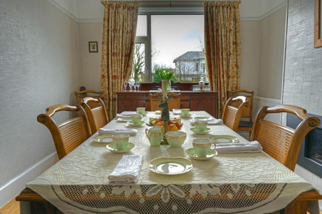 Larkhill House Hotel Портръш Екстериор снимка