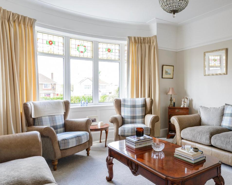 Larkhill House Hotel Портръш Екстериор снимка